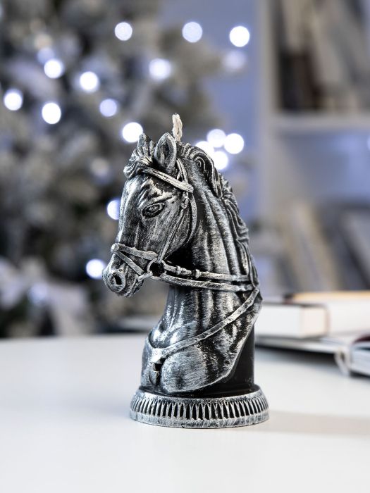 фото Свеча фигурная «Бюст лошади», серебристая