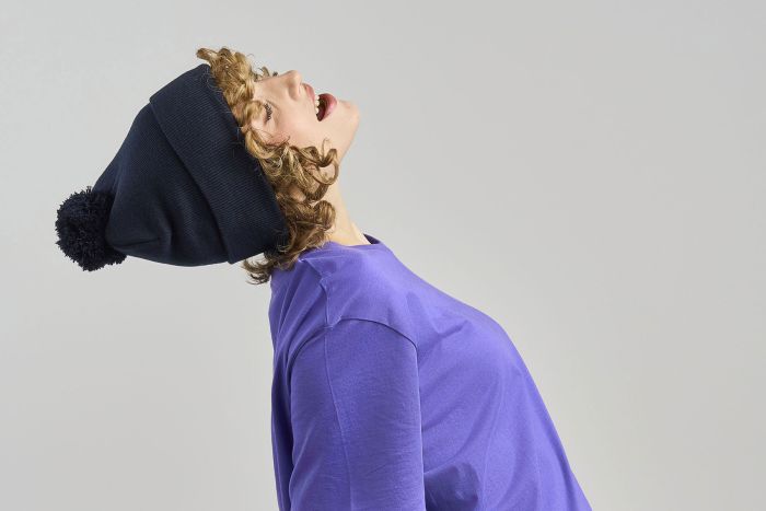 фото Шапка вязаная двойная Wind-S с помпоном