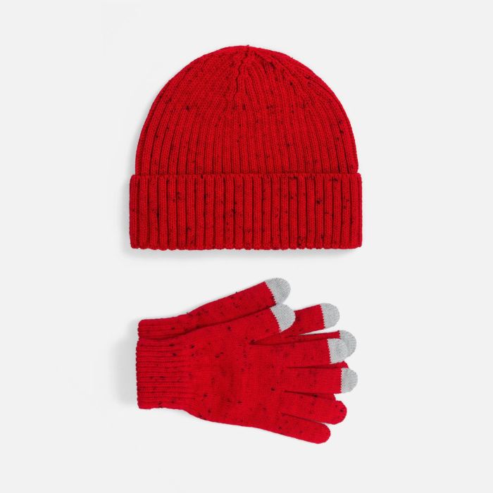 фото Шапка Spotti