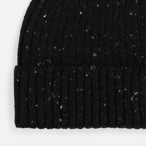 фото Шапка Spotti