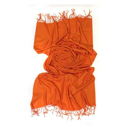 Оранжевый платок