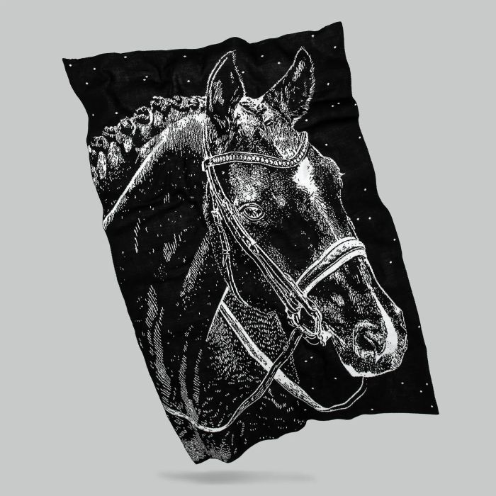 фото Плед «Вороной»